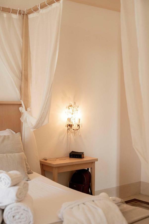 צ'יסטרנינו Relais Masseria Villa Cenci מראה חיצוני תמונה